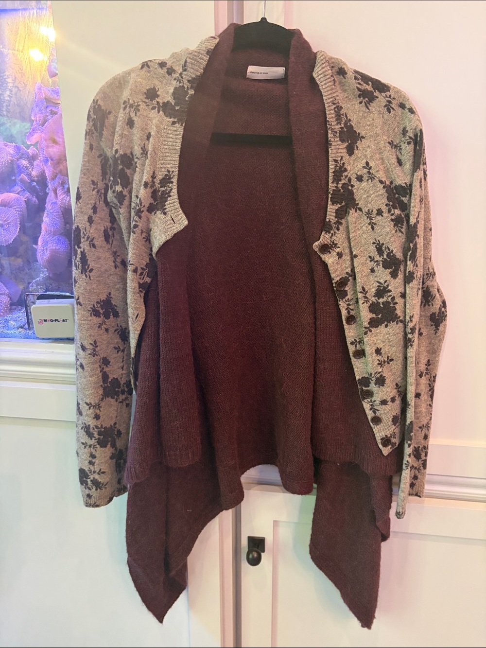 Floral Open-Front Layered Cardigan Sweater in Beige and Plum